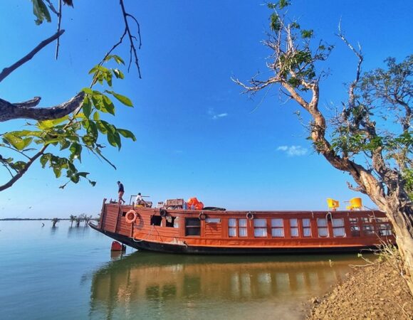 The Beautiful Tanguar Haor / 6500 BDT- MSN